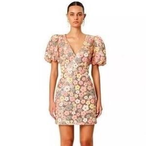 Elliatt V-neck Garden Mini Puff Sleeve Dress